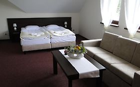 Hotel Cynamon